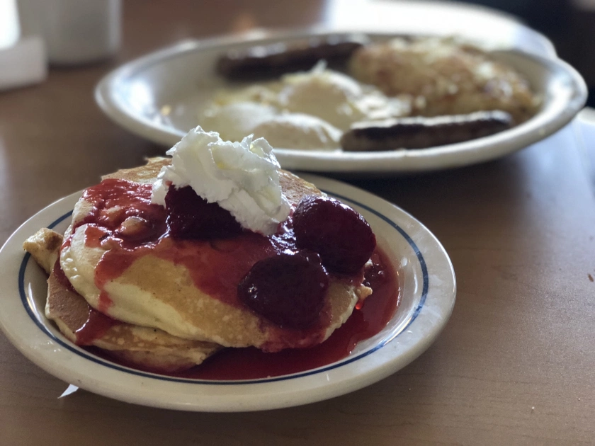 Café da manhã no IHOP - A melhor panqueca de Orlando! 