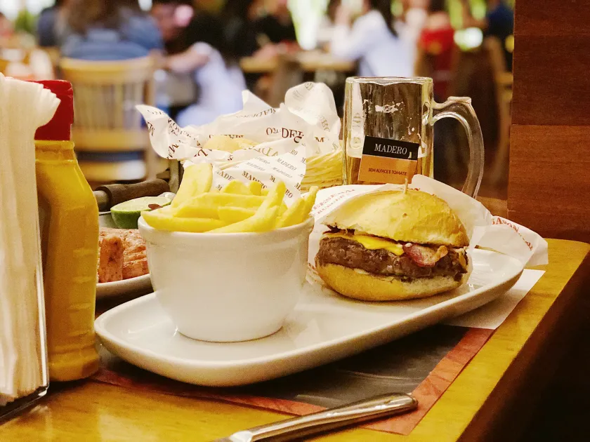 Madero Bacon - Shopping Recife - Camila Gomes